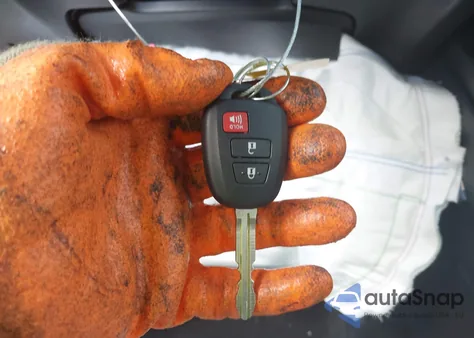 2026 Toyota Corolla Cross L из США, поврежденный, VIN 7MUAAAAG9TV155043